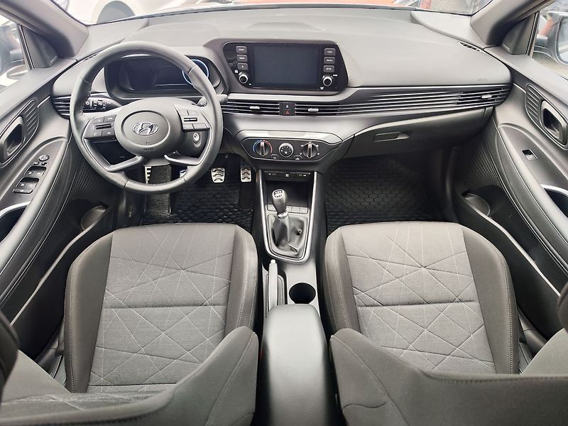 Hyundai Bayon 1.2i/62kW Play Climate - fotka 11 z 26