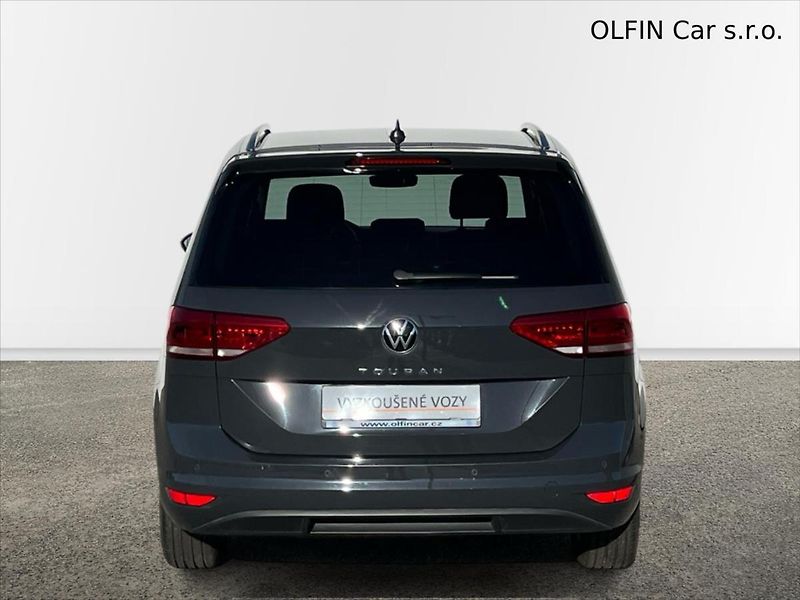 Volkswagen Touran 1,5 TSi 110kW 7DSG COMFORTLINE - fotka 8 z 25