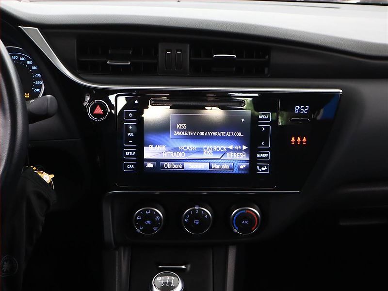 Toyota Corolla (2019) 1.6 Valvematic, Tempomat - fotka 10 z 16