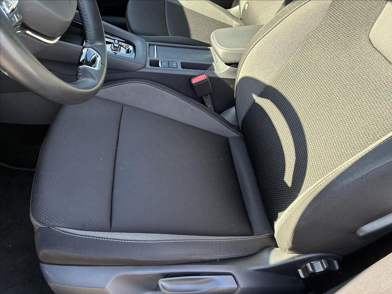 Škoda Octavia 2,0 TDI TAŽNÉ KEYLESS - fotka 11 z 31