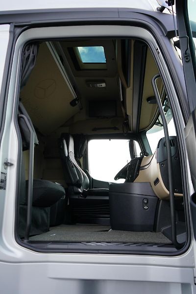 Mercedes-Benz Actros (2023) L / 2548 / ACC / E 6 / MP 5 /  - fotka 8 z 56