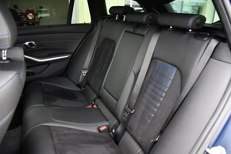 BMW Řada 3 320d xDrive MSPORT ČR 3LZÁRUKA - fotka 20 z 44