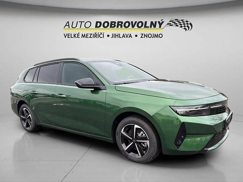 Opel Astra Edition ST Hybrid 1.2 TURBO (1 - fotka 10 z 23