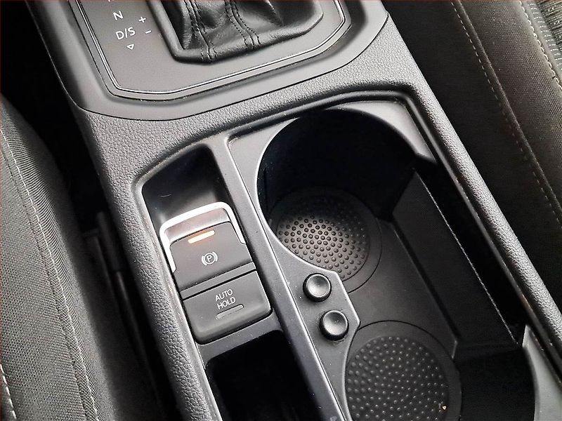 Volkswagen Touran (2017) 1.6 TDI, Automat, Tempomat - fotka 18 z 21