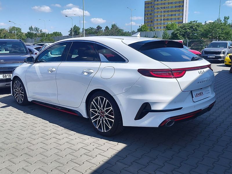 Kia Pro_Ceed 1.6 T-GDi/150kW GT DCT - fotka 7 z 39