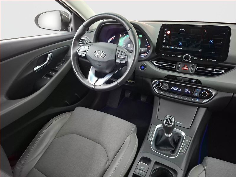 Hyundai i30 (2023) 1.5 T-GDI MHEV - fotka 7 z 20