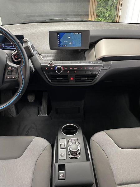 BMW i3 120Ah NAVI LED  SOH 98%  - fotka 21 z 26