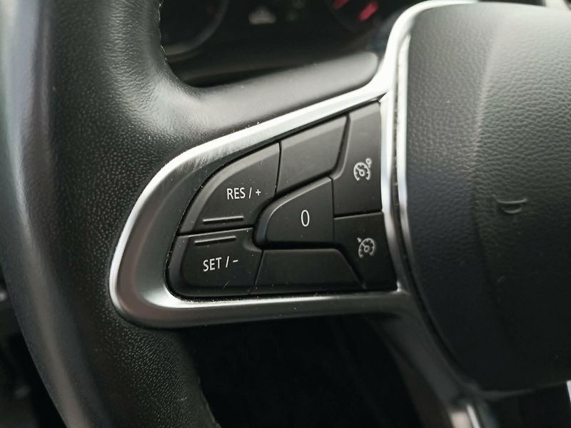 Renault Captur (2022) TCe 100 Zen - fotka 16 z 24
