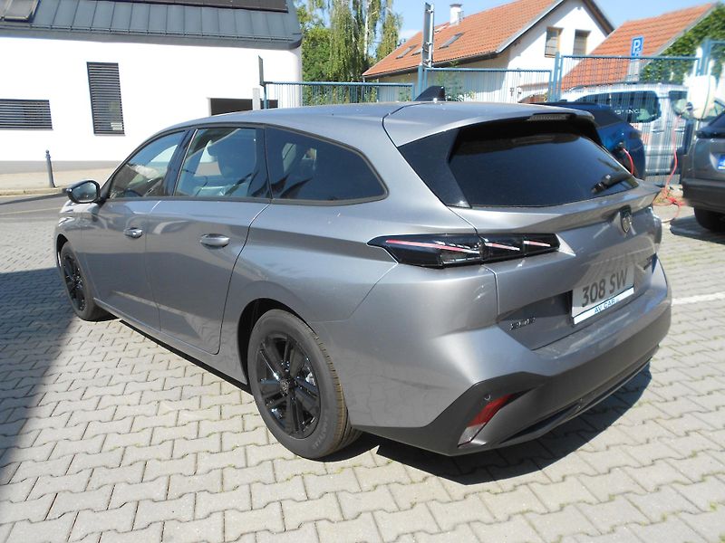 Peugeot 308 SW STYLE Hybrid 145 e-DCS6  - fotka 3 z 7