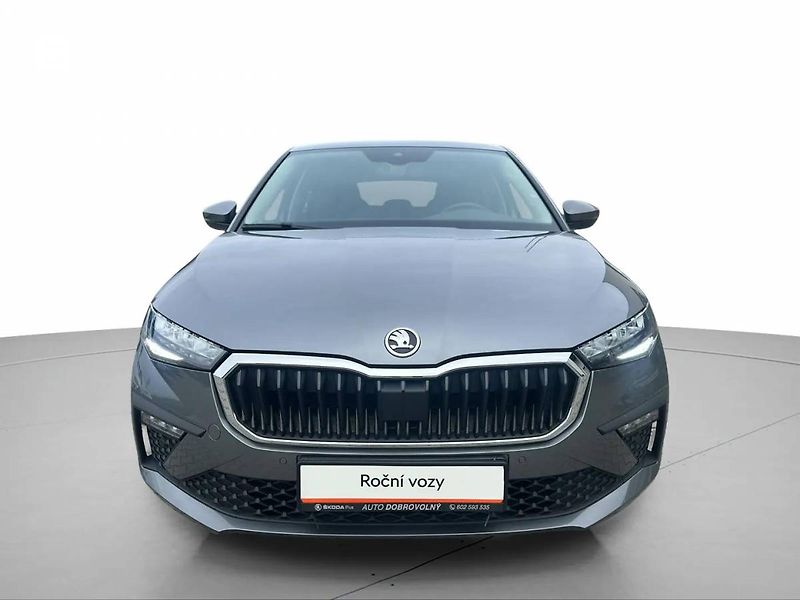 Škoda Scala Top Selection 1,0 TSI 85kW MT6 - fotka 4 z 26