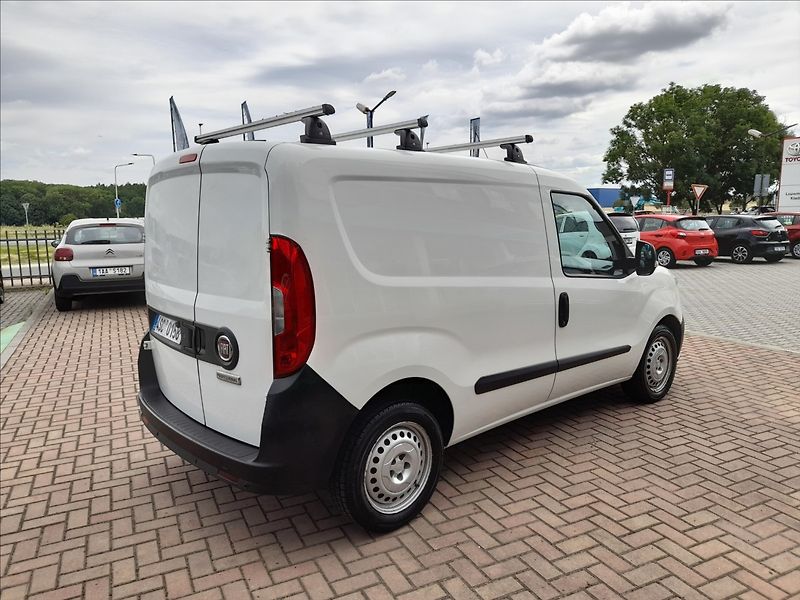 Fiat Dobló 1,4 i - fotka 6 z 18