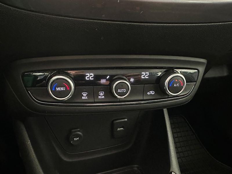 Opel Crossland X 1.2i,110HP,automat,ČR,1.maj. - fotka 16 z 22