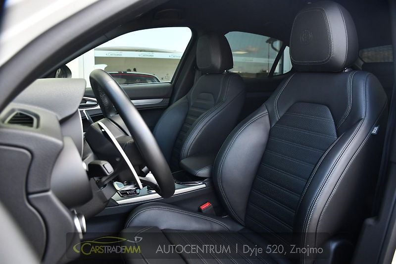 Alfa Romeo Stelvio 2.2D 154kW VELOCE AT8 Q4 - fotka 11 z 51