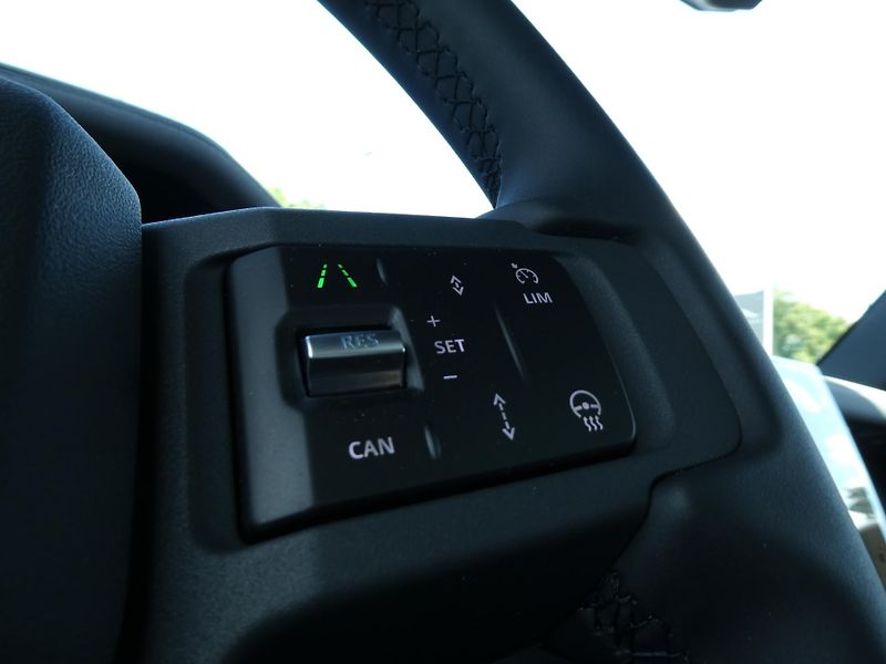 Land Rover Defender (2026) 110 3,0 X-Dynamic SE D250 - fotka 18 z 31