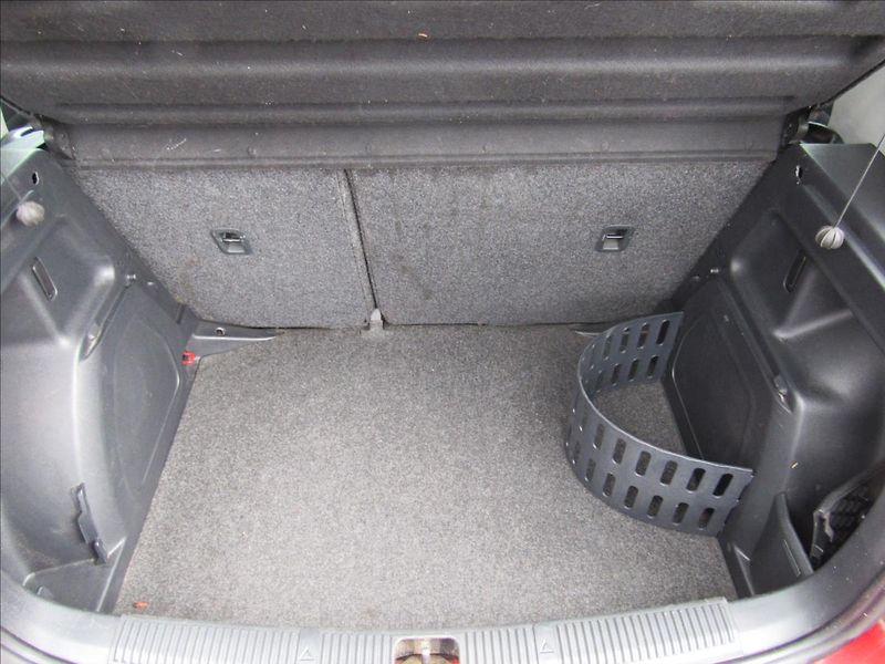 Škoda Fabia 1,2 i 44kW Active - fotka 21 z 28