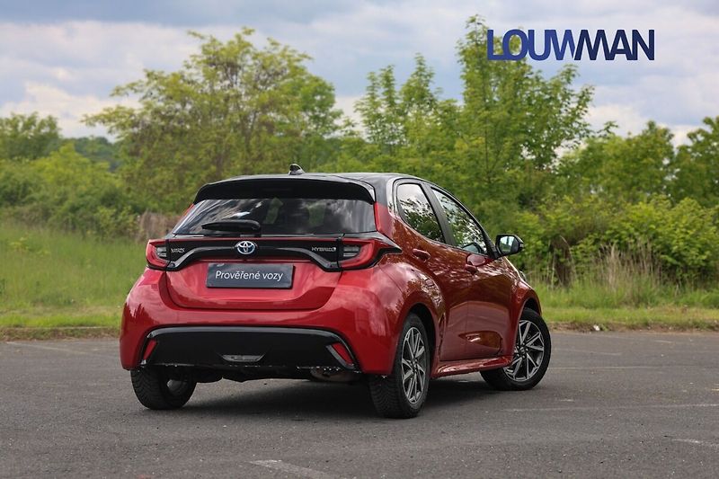 Toyota Yaris SELECTION STYLE - fotka 2 z 20
