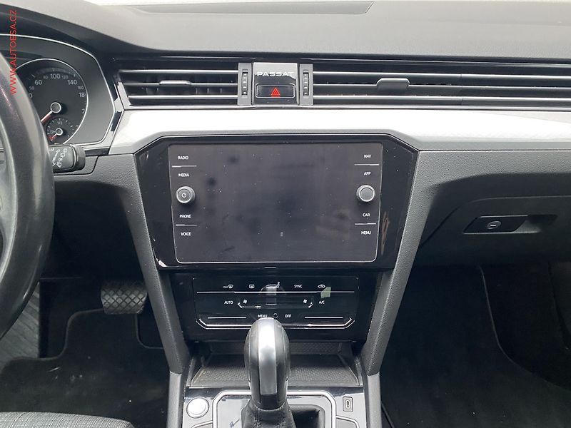 Volkswagen Passat (2021) 2.0 TDi, Business, DSG, TZ - fotka 12 z 19