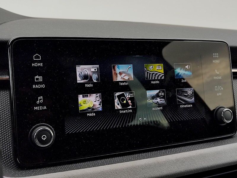 Škoda Scala (2024) Top Selection 1,0 Tsi 85 Kw - fotka 11 z 33