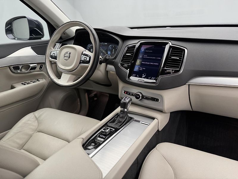 Volvo XC90 D5 AWD INSCRIPTION AUT CZ - fotka 17 z 32