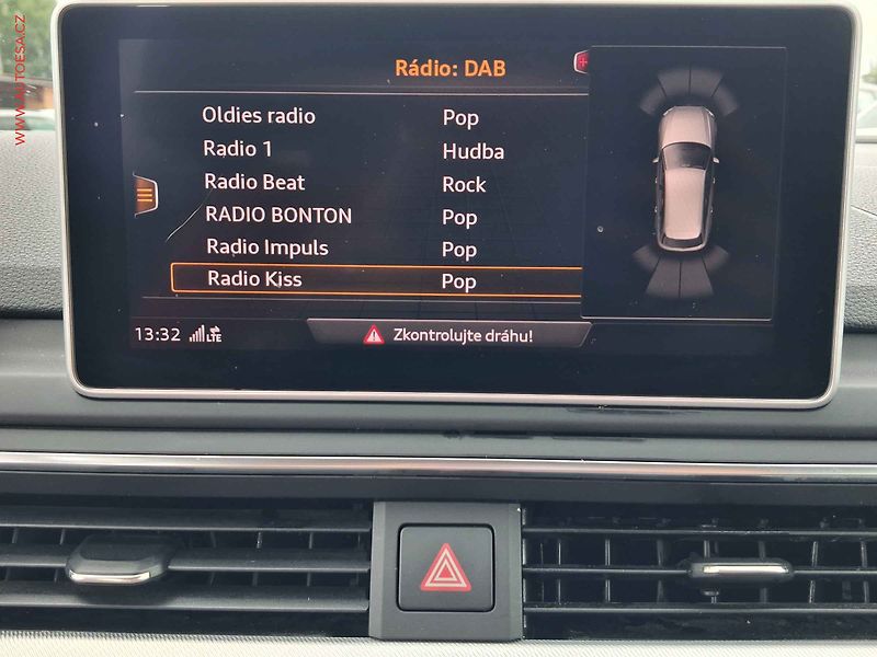 Audi A4 (2018) 2.0 TDi, AT, bixen, navi, - fotka 17 z 28