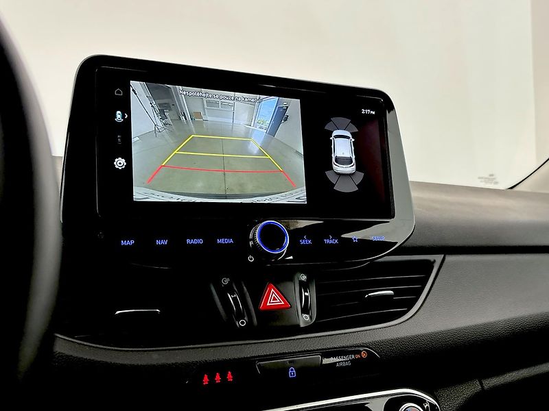 Hyundai i30 Smart DCT - fotka 23 z 26