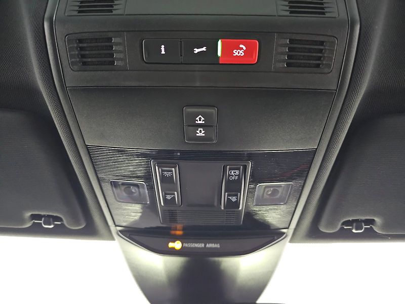 Škoda Scala (2024) 1.0TSi 85kW MONTE CARLO PANORA - fotka 23 z 27