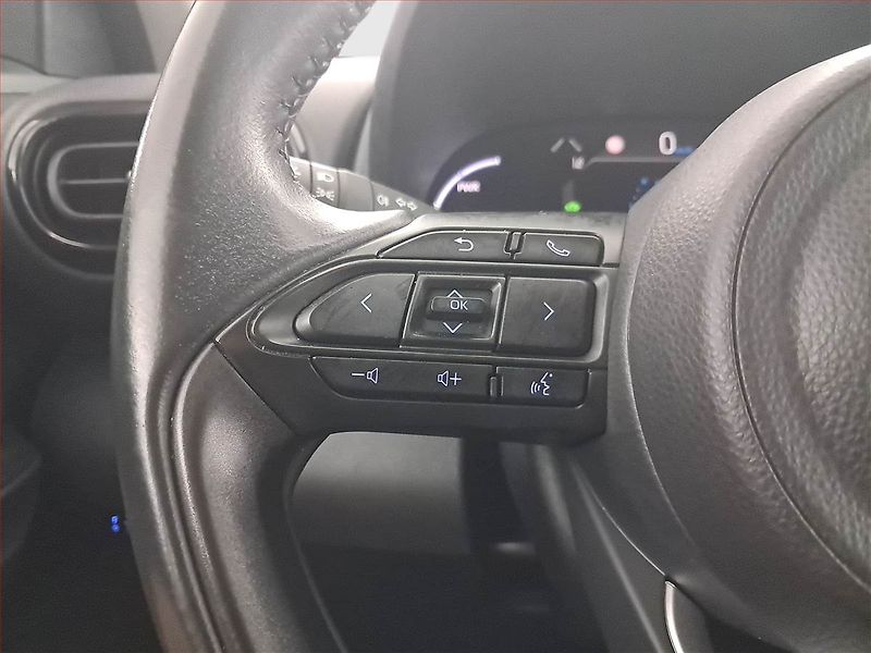 Toyota Yaris Cross (2023) Comfort 1.5 VVT-iE - fotka 18 z 20