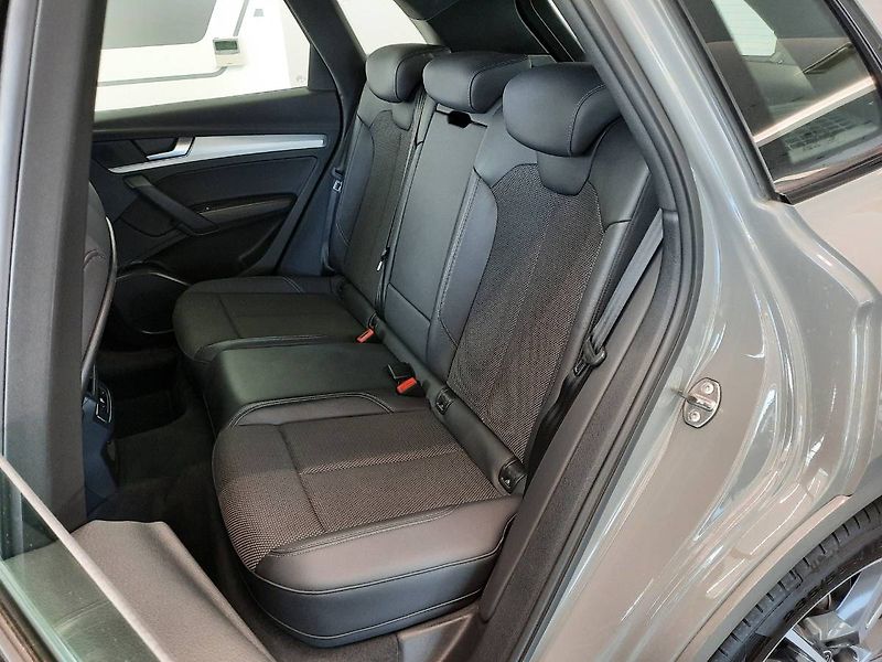 Audi Q5 (2021) 45 TFSI quattro (195kW/265k) S - fotka 9 z 26