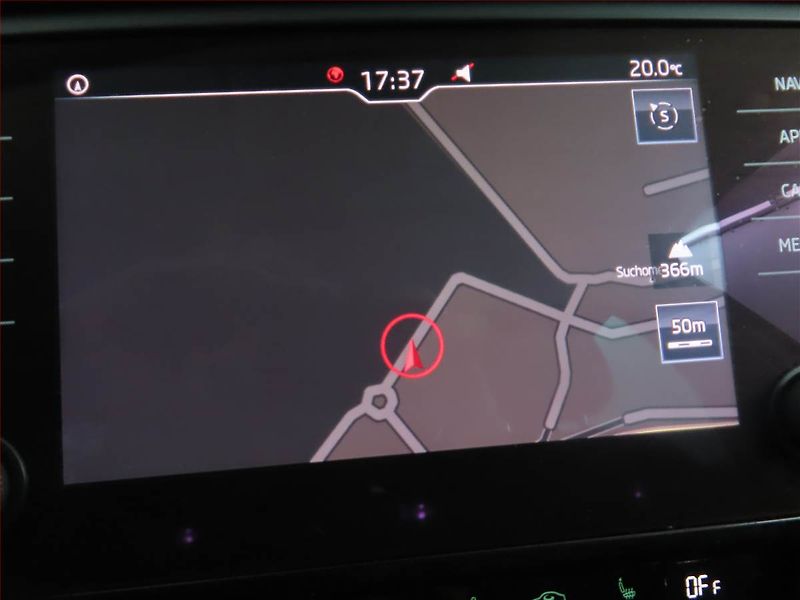 Škoda Octavia (2018) Ambition Plus 1.5 TSI, Navi - fotka 13 z 17