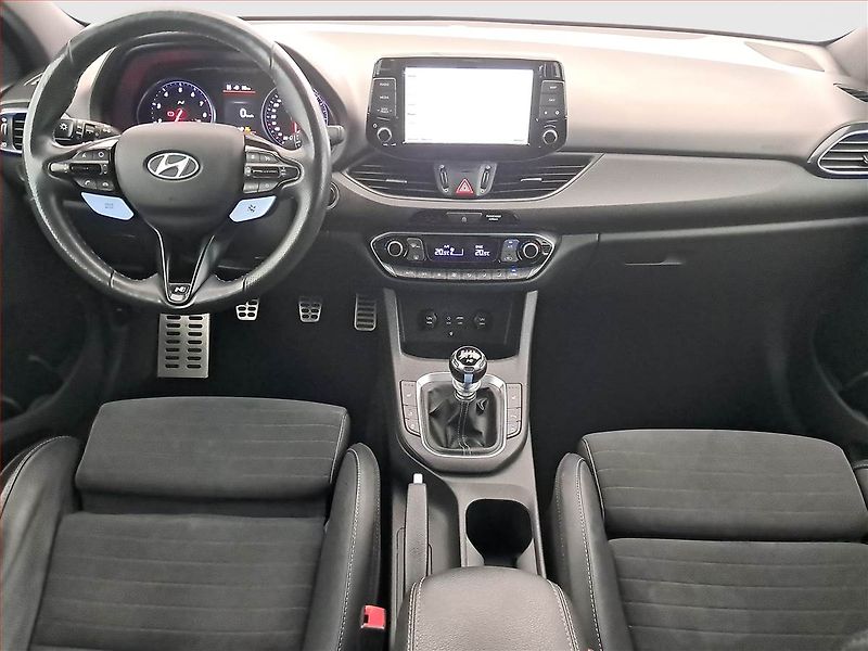 Hyundai i30 (2018) N-Line N Performance - fotka 8 z 17