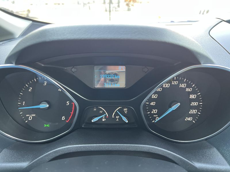 Ford Grand C-MAX 1.6HDi 7MÍST ČR odp.DPH - fotka 15 z 41