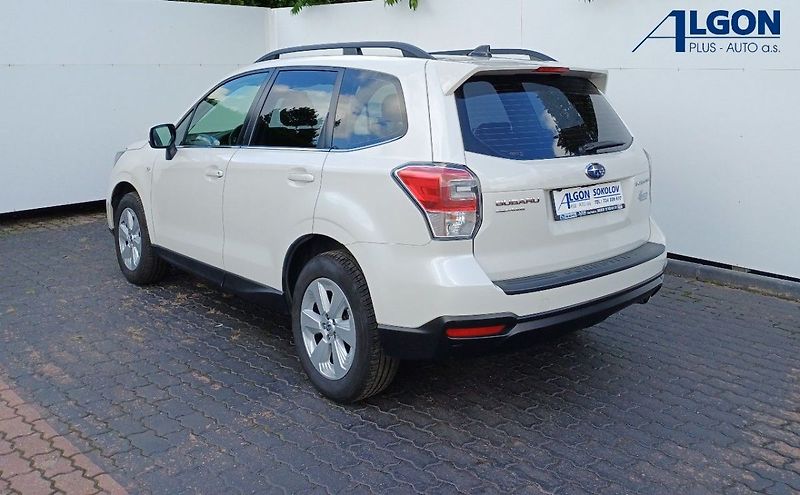 Subaru Forester Active 2,0i 110 kW 6MT 1. maji - fotka 5 z 25