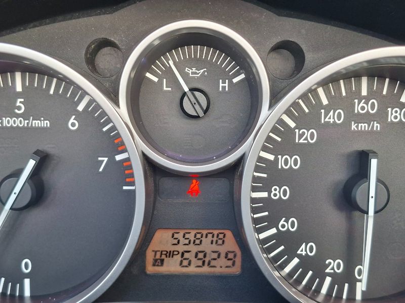 Mazda MX-5 (2005) 2.0i 118kW - 56 000KM! - fotka 12 z 20