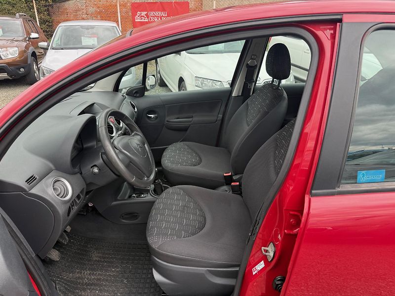 Citroën C3 1.1i - fotka 8 z 13