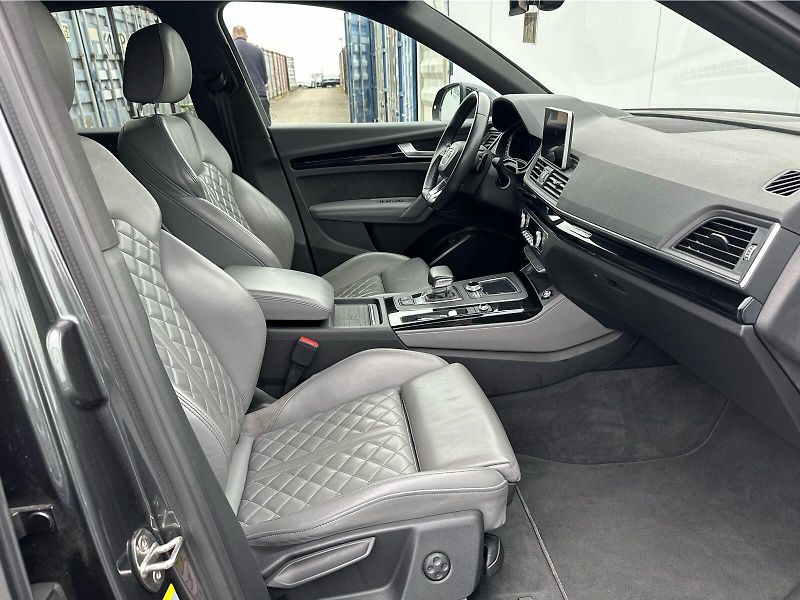 Audi Q5 4x4 PHEV 270kW SoH:87,8% - fotka 16 z 24