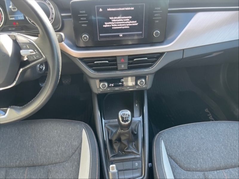 Škoda Scala 1,5 TSI Style - fotka 10 z 11
