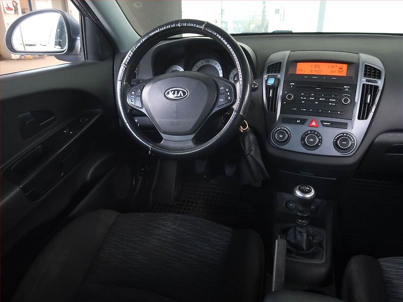 Kia Ceed (2008) 1.4 CVVT, po STK, dobrý stav - fotka 7 z 14