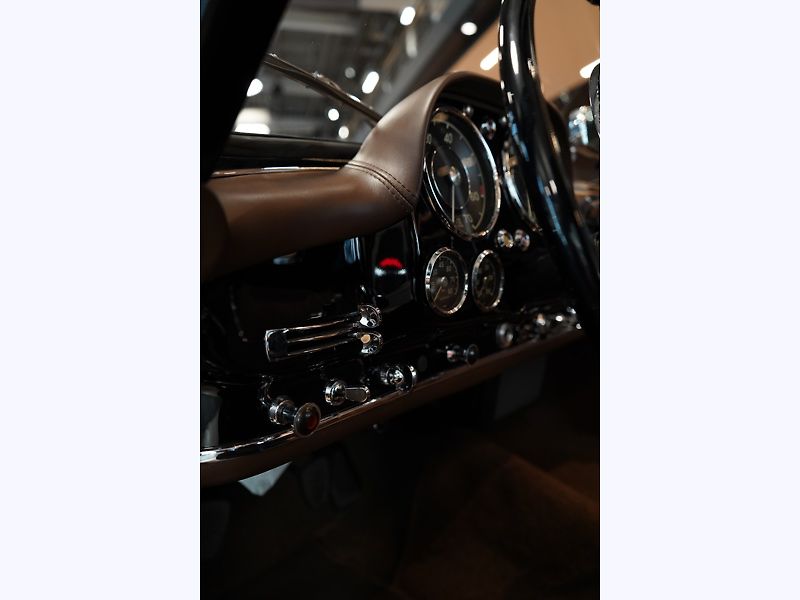 Mercedes-Benz 190 SL (W121) - fotka 2 z 14