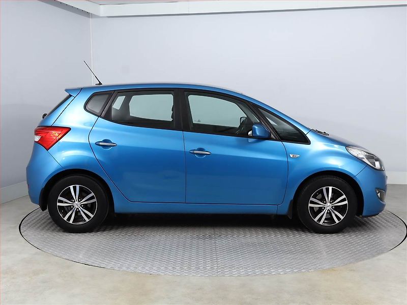Hyundai ix20 (2017) 1.4 CVVT, Serv.kniha - fotka 6 z 14
