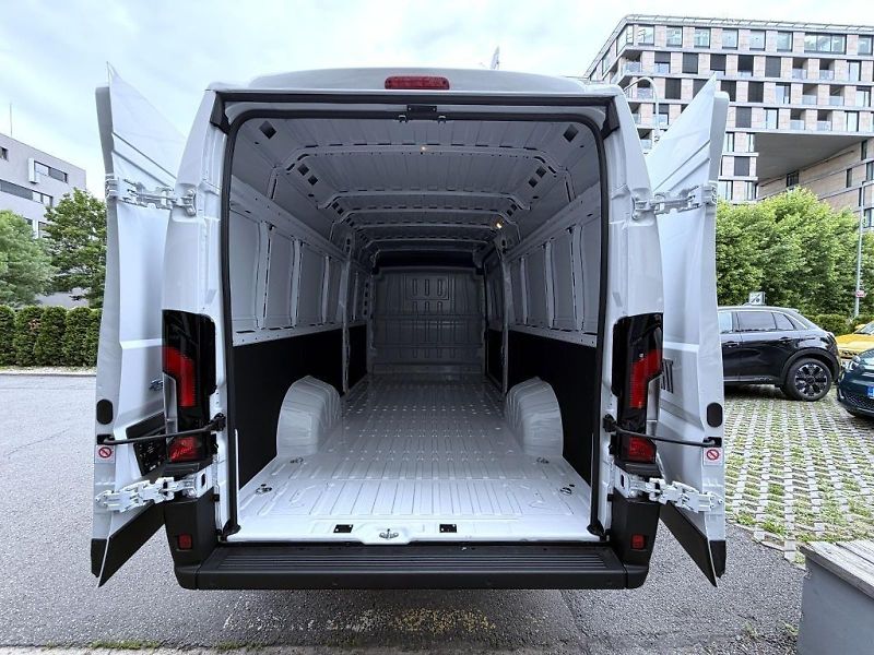Fiat Ducato (2026) Elektrické 200kW 110kWh van 3. - fotka 5 z 14