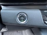Cadillac Escalade 6,2 Sport Platinum MAX VÝBAVA! - náhled 36