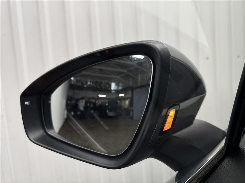 Škoda Enyaq IV80 ACC TAŽNÉ MATRIX LED - fotka 40 z 47