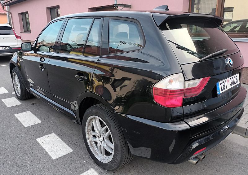 BMW X3 (2006) 3,0 SD 210kW - fotka 4 z 8
