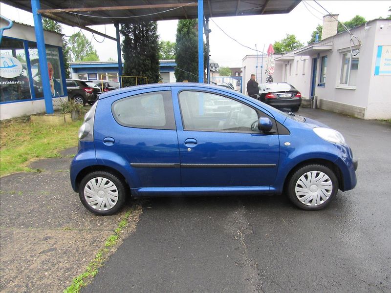 Citroën C1 1,0 i 50 KW Klima - fotka 8 z 25