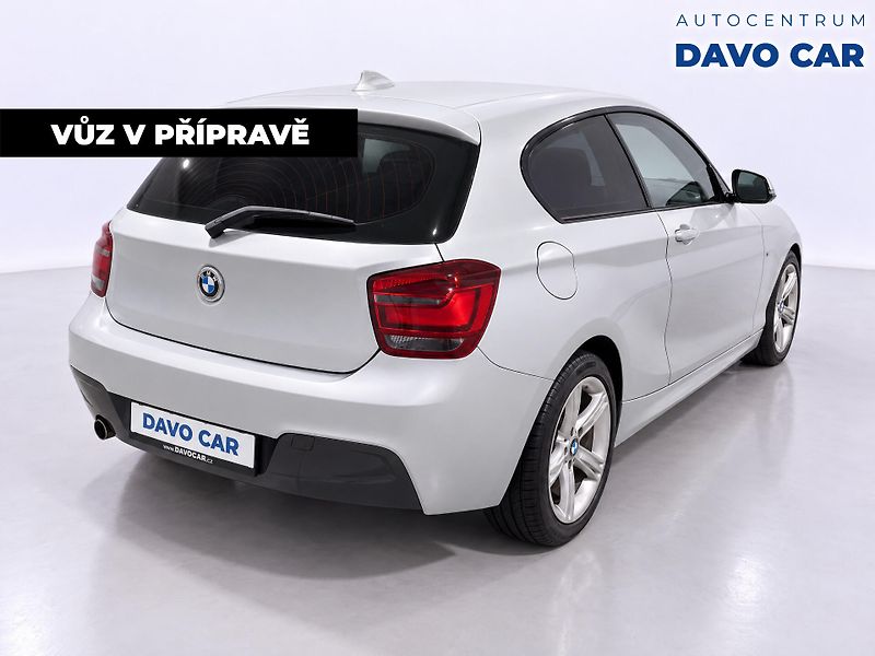 BMW Řada 1 2,0 120d 135kW M-paket - fotka 5 z 7