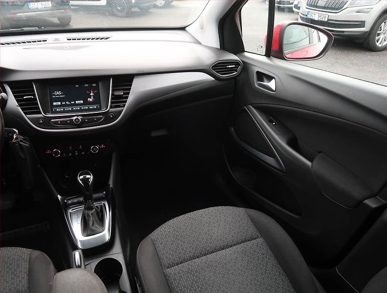 Opel Crossland X (2019) 1.2 Turbo, Automat, Serv.kniha - fotka 8 z 19