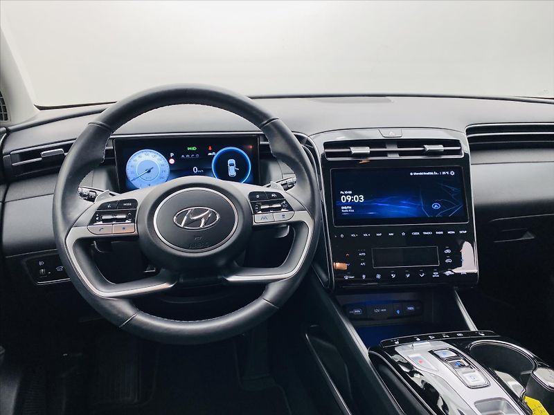 Hyundai Tucson 1,6 CRDi 4x4 DCT Style - fotka 10 z 26