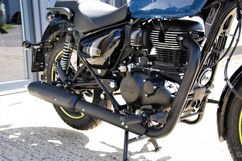 Royal Enfield Meteor 350 (2026) 350 Meteor BLUE - fotka 13 z 25