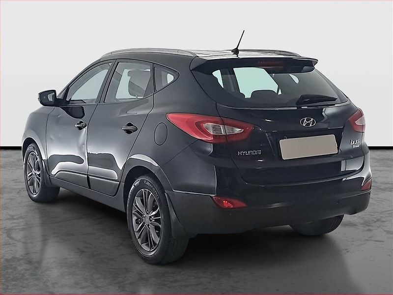 Hyundai ix35 (2015) 1.7 CRDi, Kůže, Tempomat - fotka 4 z 17