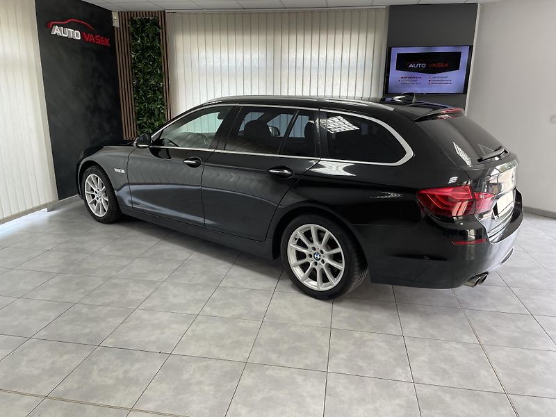 BMW Řada 5 2.0 D AT NAVI KŮŽE BI-XENON - fotka 8 z 28